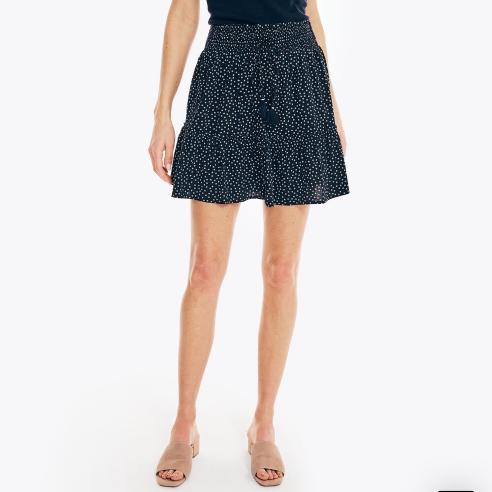 NWOT Nautica Navy and White Floral Ruffle-Trimmed Pull-On Skirt
